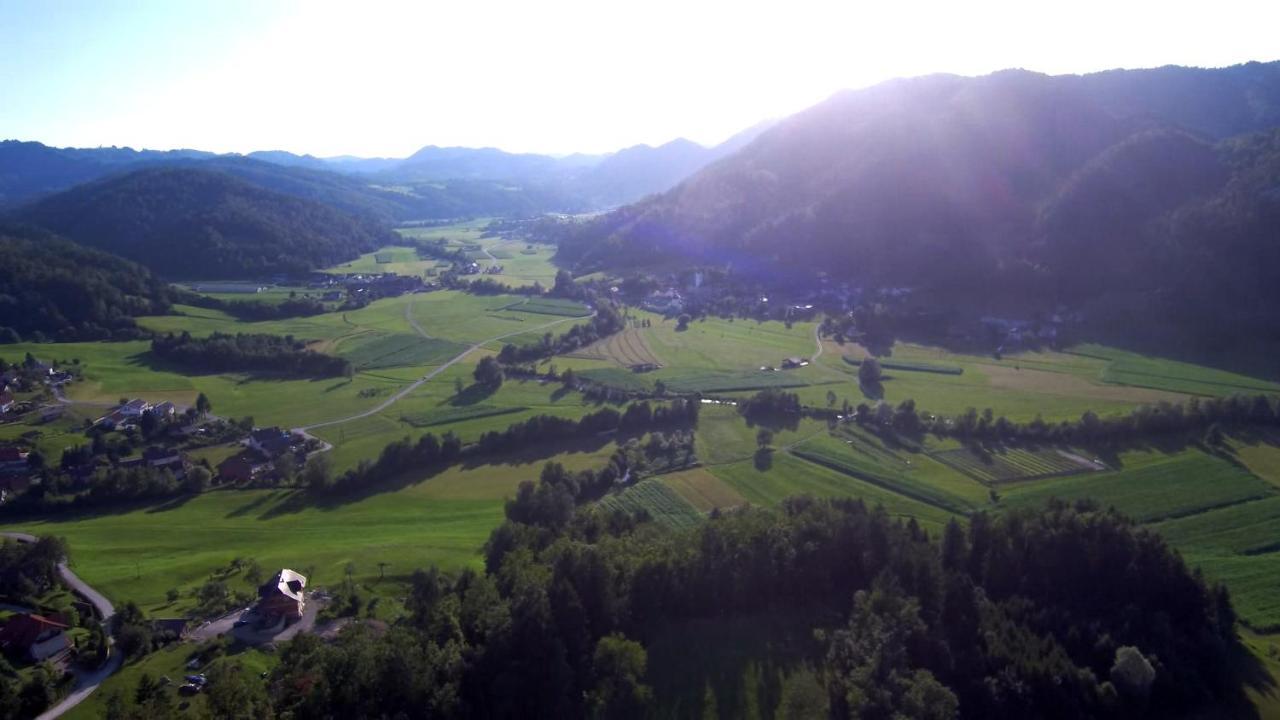 B&B Cerne Polhov Gradec Dış mekan fotoğraf